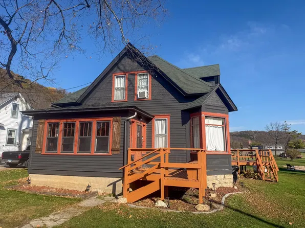1110 Fairwater Rd, Altura, MN 55910