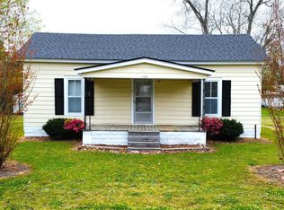 106 Washington St S, Pikeville, NC 27863