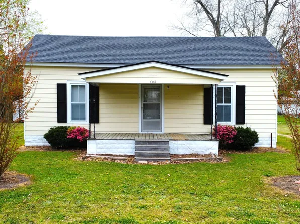 106 S Washington Street, Pikeville, NC 27863