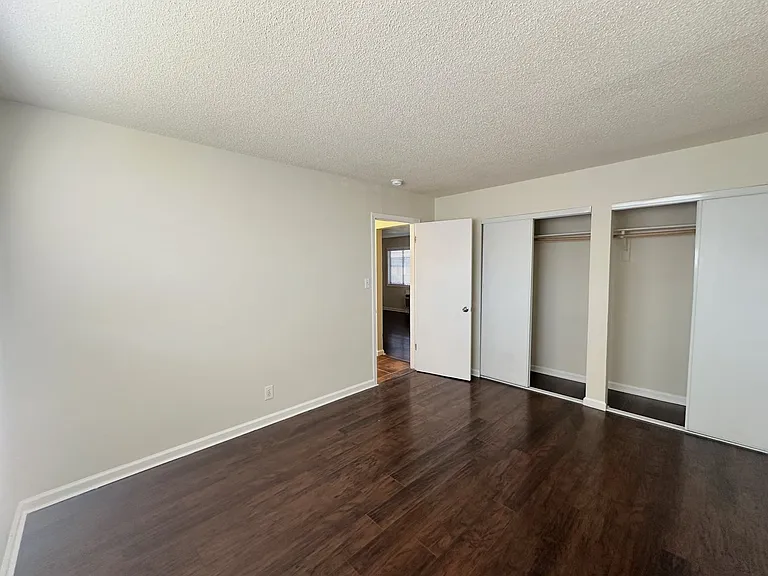 Lincoln Courtyards at 531 Glendora Avenue — Photo 45