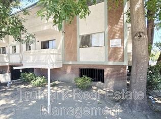 380 W Alameda Ave APT J, Burbank, CA 91506