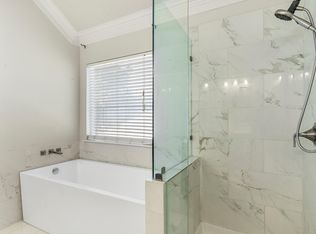 7121 Raintree Way, Denton, TX 76210