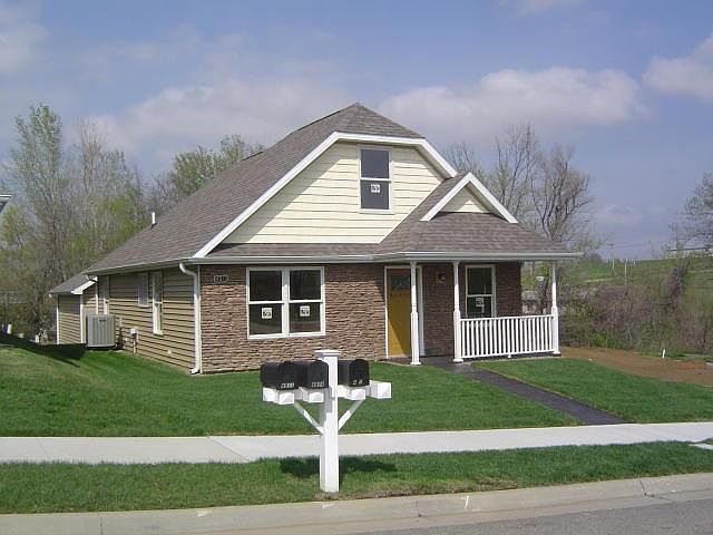 1st image of 4913 N Creek Wood Dr