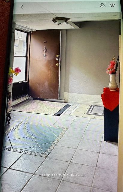 1st image of 665 Kennedy Rd #307
