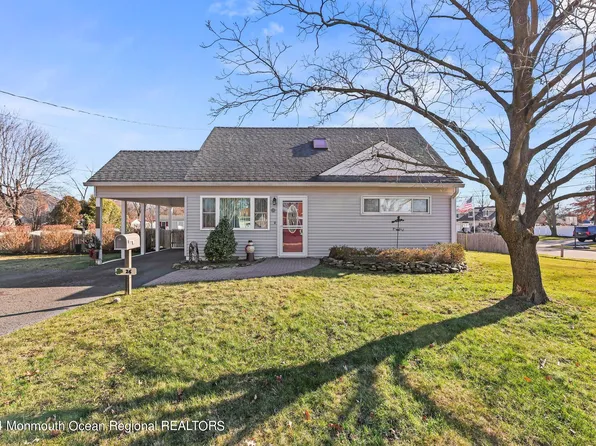 26 Franciscan Way, Hazlet, NJ 07730