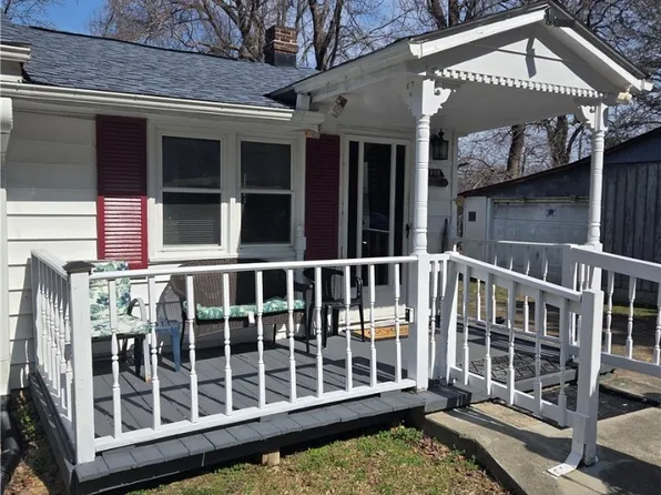 3065 Chickahominy Rd, Toano, VA 23168