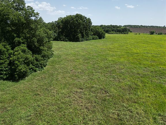 5th image of 3627 Howard Rd