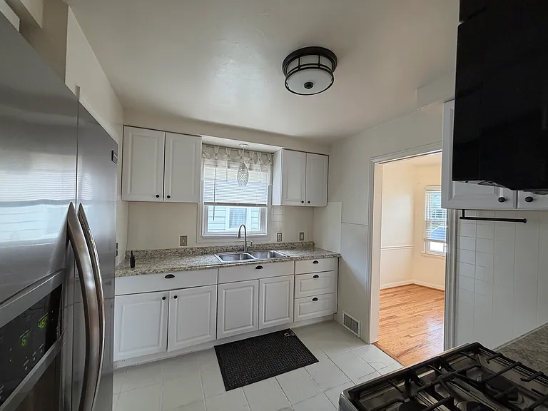 3333 Dudley St — Photo 8