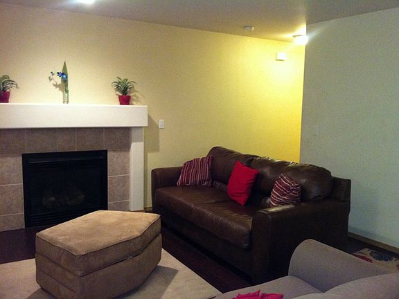3rd image of 1128 181st Street Ct E