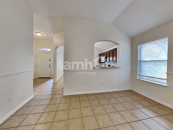 4th image of 87 Elmwood Trl