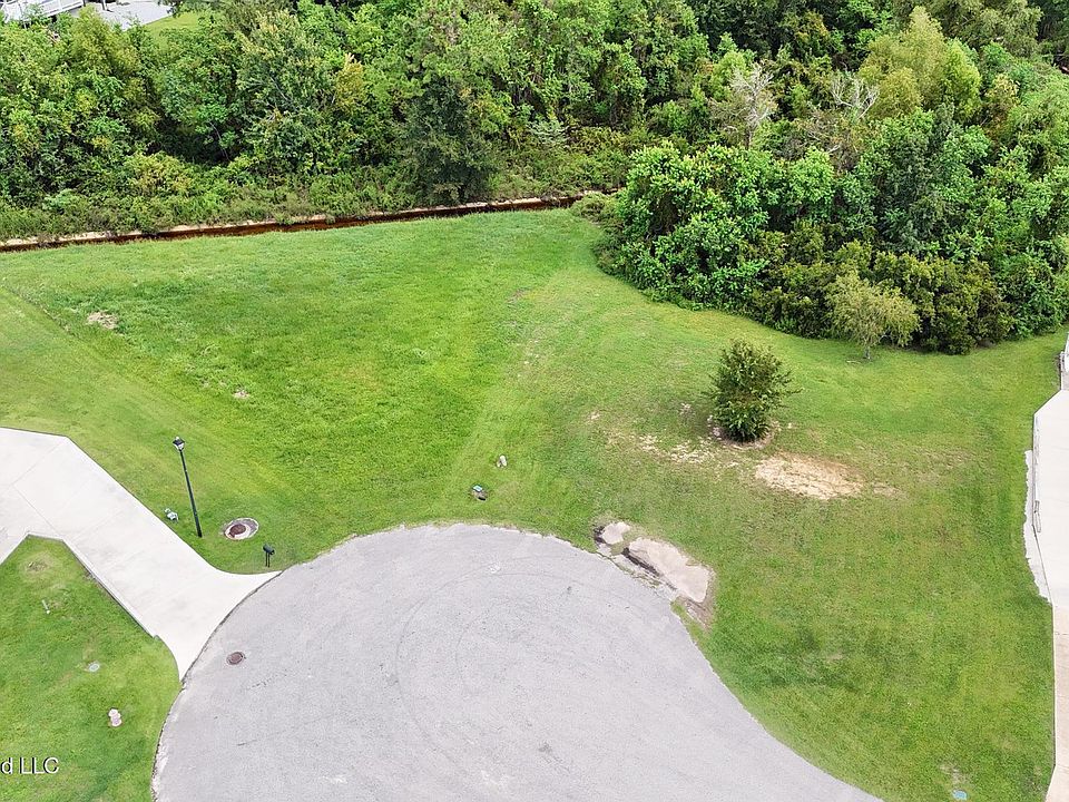 1st image of Sarahs Ln Lot 16