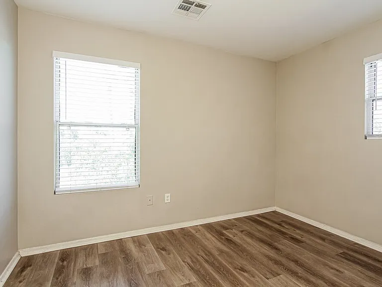 3917 W Minton St — Photo 13