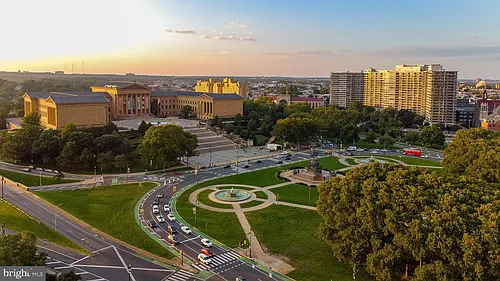 2401 Pennsylvania Ave Photo 1