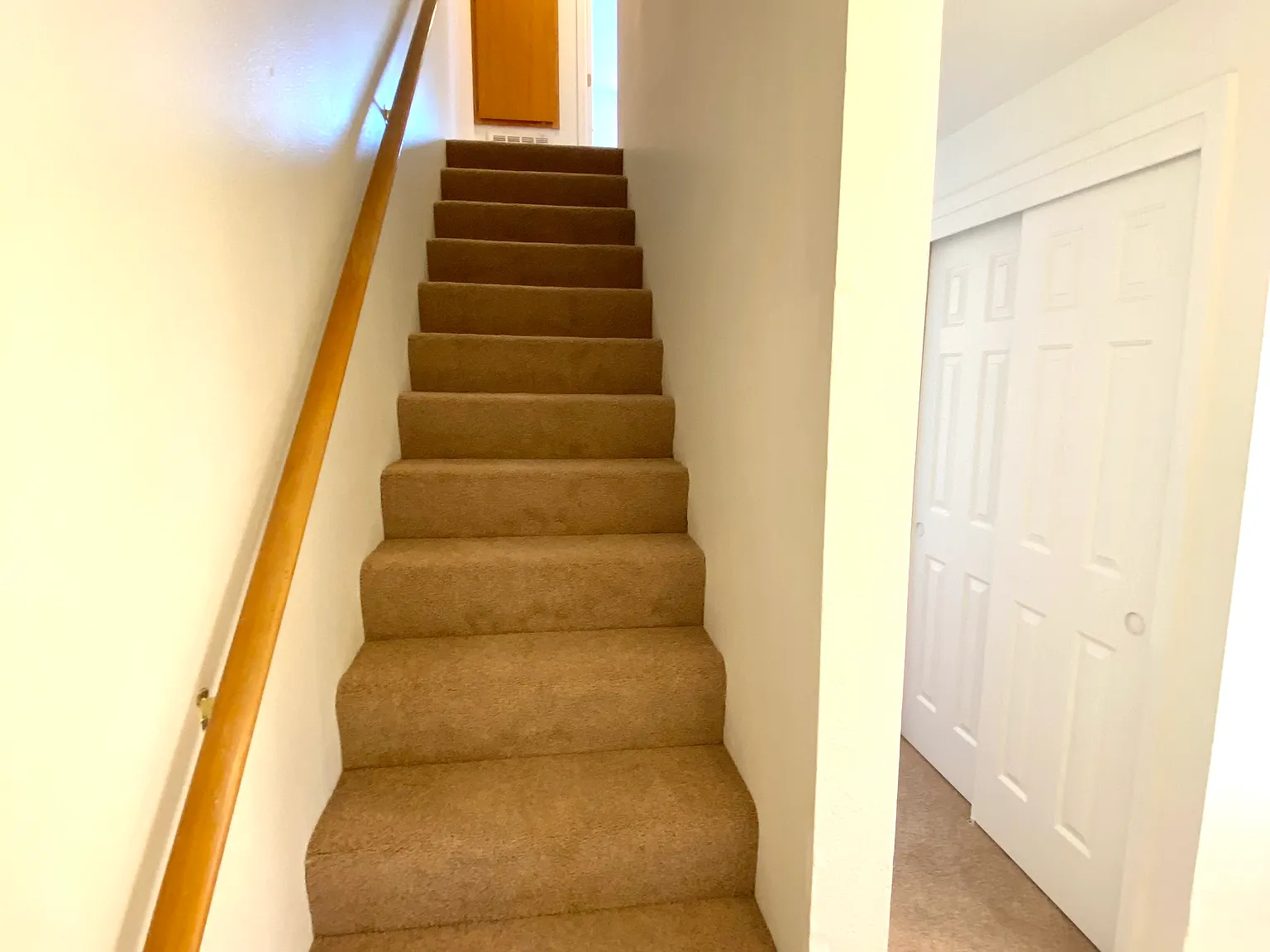 2 bed, 1.5 bath, 1210 sqft, $1,450 — Photo 2
