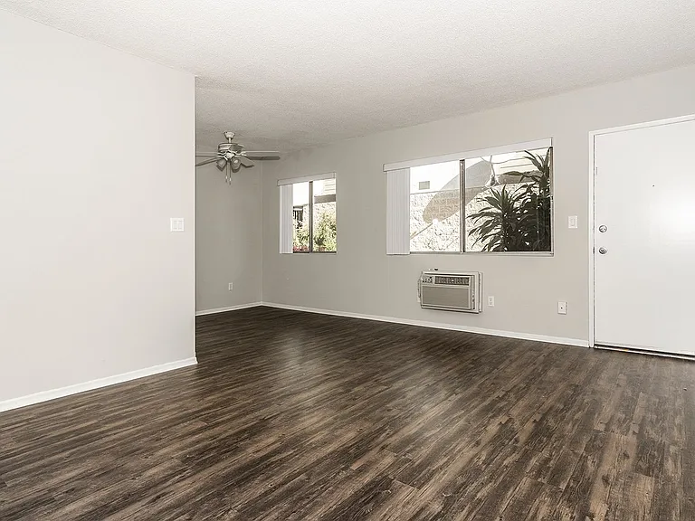 1268 Mariposa St — Photo 29
