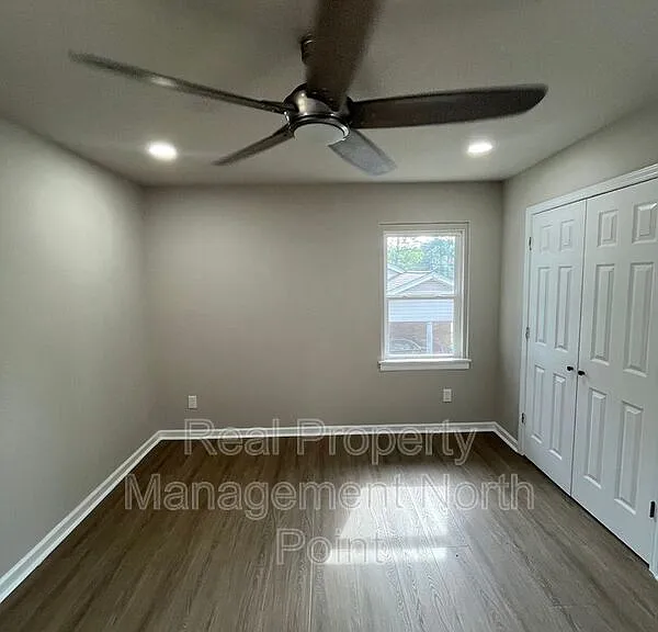 2425 Omaha Rd SW — Photo 15