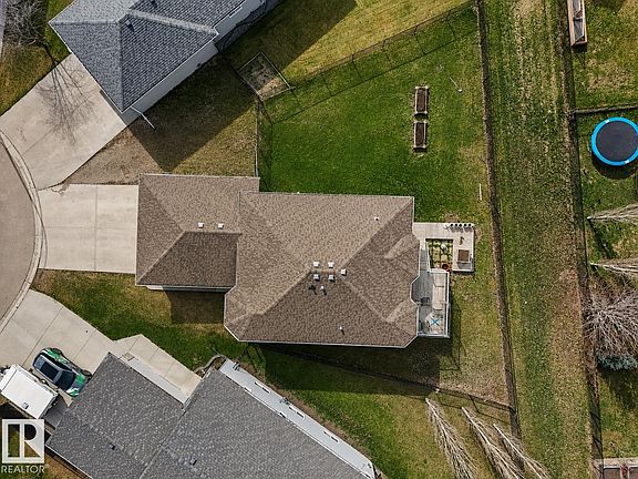 4th image of 4608 39th St