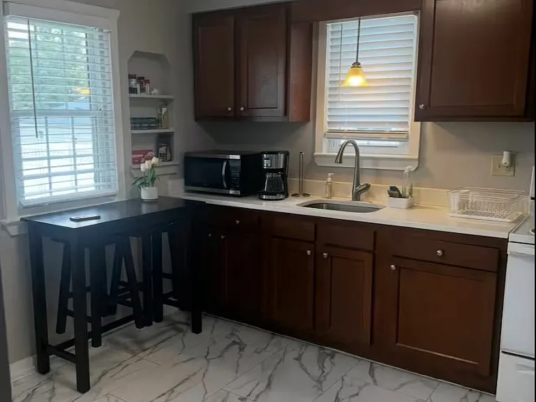 326 W Bagley Rd — Photo 5