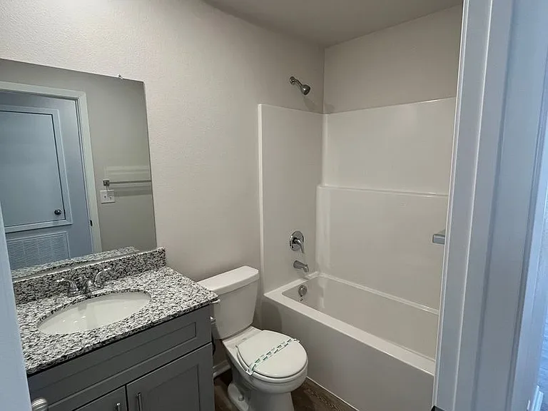 5381 Keystone Ave — Photo 13