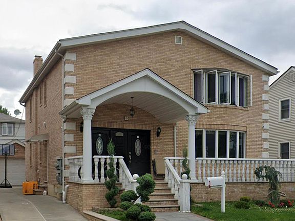5th image of 64-19 228th St