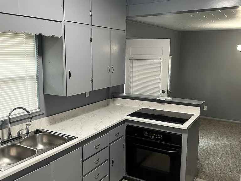 511 S Wyandotte Ave — Photo 9