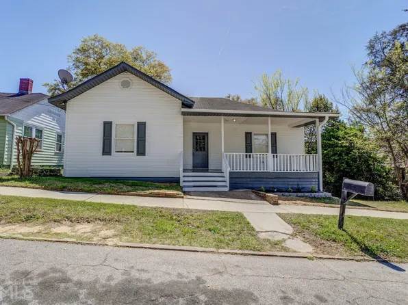 52 Poplar St, Porterdale, GA 30014