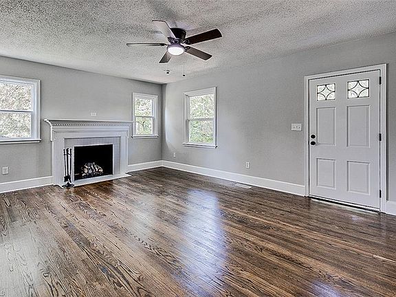 3rd image of 100 Daniels St