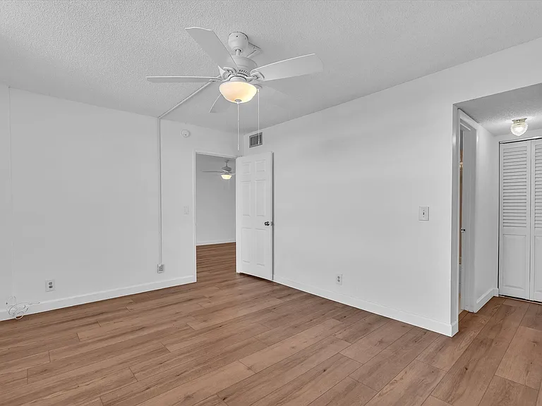 9470 Poinciana Pl #303 — Photo 38