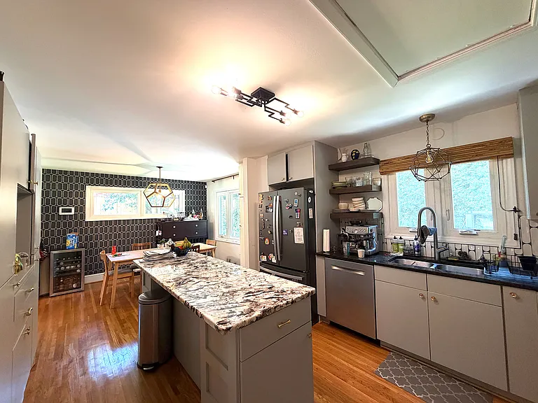 1824 Tamworth Dr — Photo 8