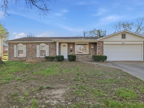 2212 Rose Dr