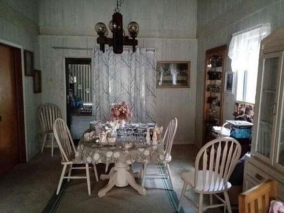 4th image of 596 Greenwood Drive