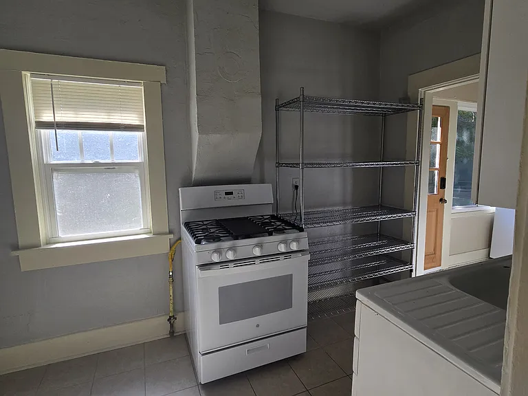 645 S Quaker Ave #645 — Photo 9