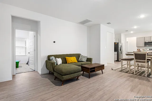 14666 Emerio Dr — Photo 8