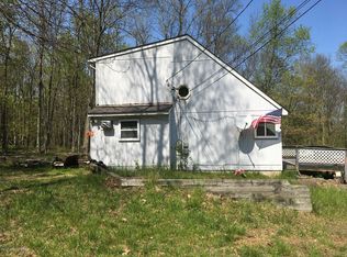 107 Lakota Rd, East Stroudsburg, PA 18302
