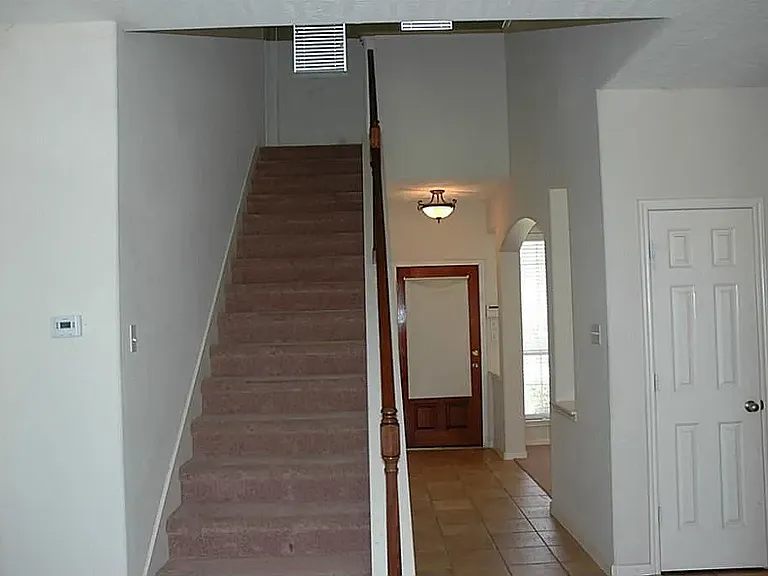 5435 Carta Valley Ln — Photo 3