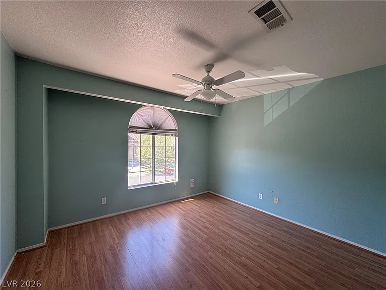 2604 Autumn Blaze Ave — Photo 19