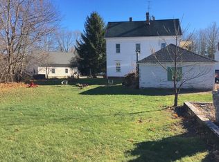 72 Aubin St, Amesbury, MA 01913