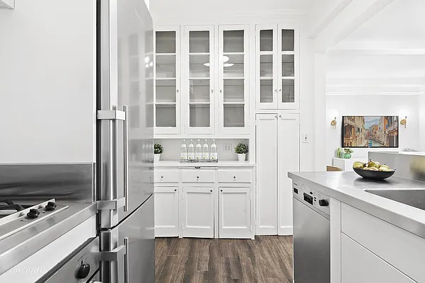 Sold by Corcoran | media 12