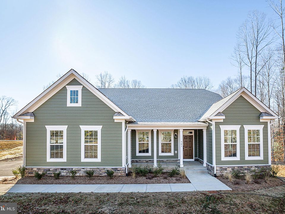 1st image of 501 Wiley Ln