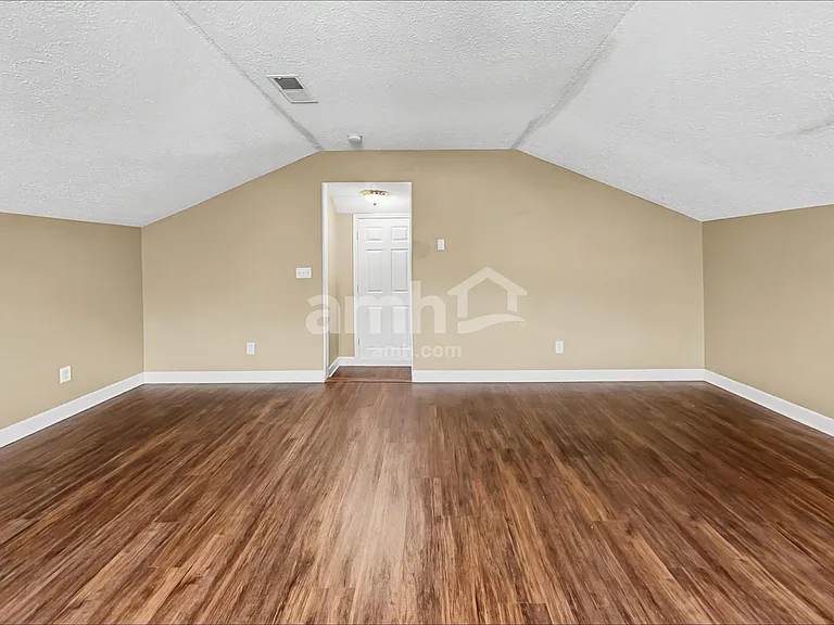 2310 Devonshire Dr — Photo 16