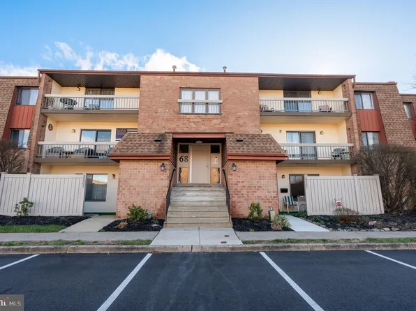 68102 Delaire Landing Rd #102, Philadelphia, PA 19114