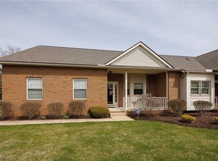 2710 Charing Cross Rd NW, Canton, OH 44708