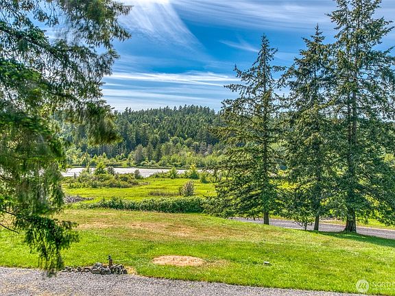 2nd image of 402 Cayou Valley Road