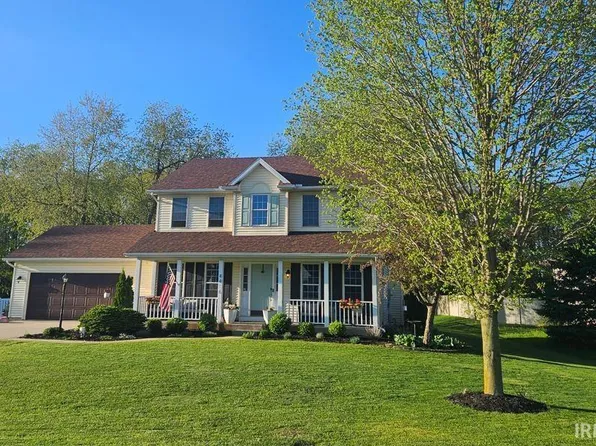 4414 E Fox Run Dr, Syracuse, IN 46567