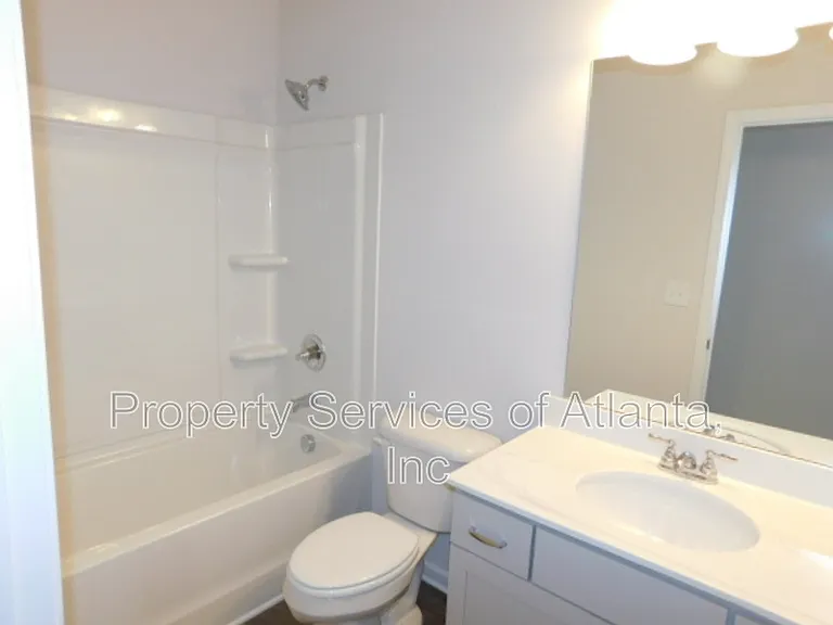 523 Ryan Ct — Photo 22