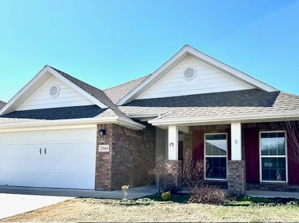 1164 Canyon Gate Dr, Siloam Springs, AR 72761