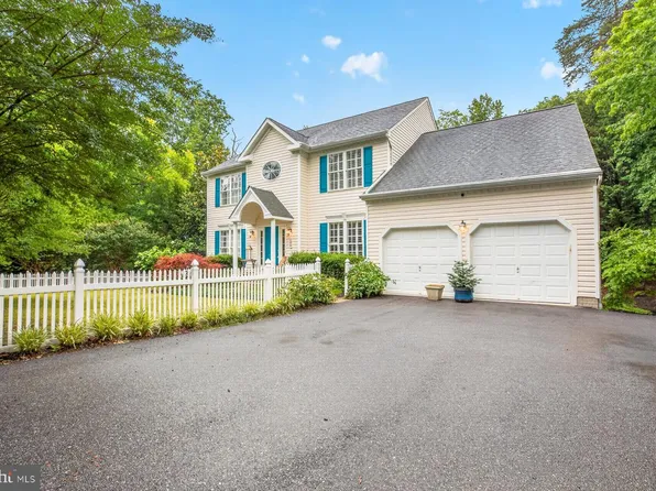 184 Hickory Point Rd, Pasadena, MD 21122