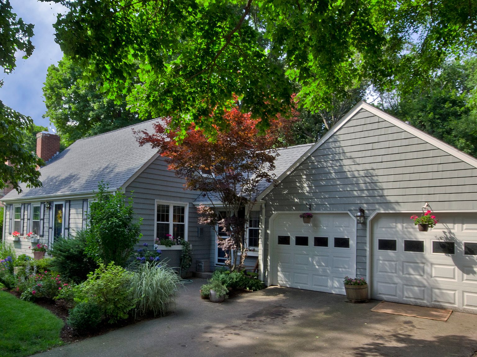 215 Spring St, East Greenwich, RI 02818 Zillow