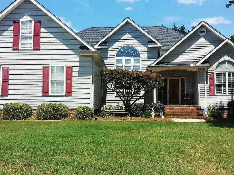 1st image of 107 Deerpath Ct