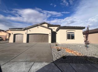 1664 NW Valle De Colores St, Los Lunas, NM 87031